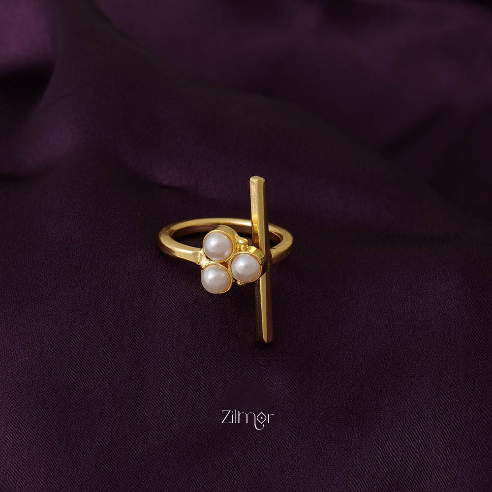 AS101131 - Trio pearl Golden ring