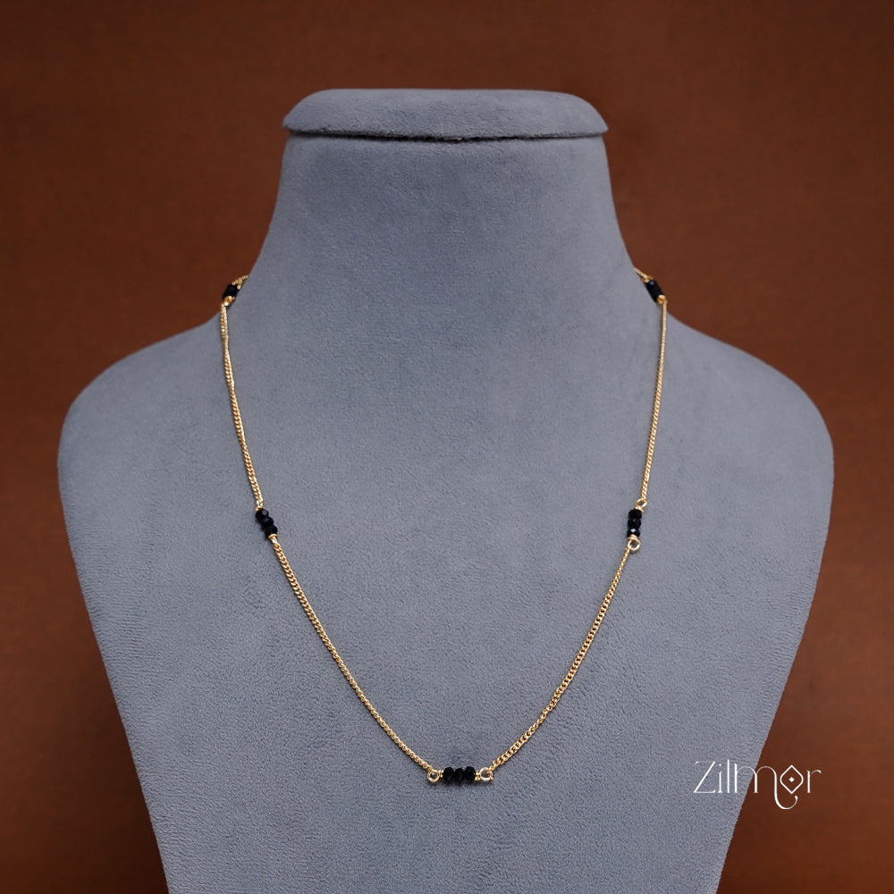 KT1011132- Gold Tone Daily Wear Simple Necklace