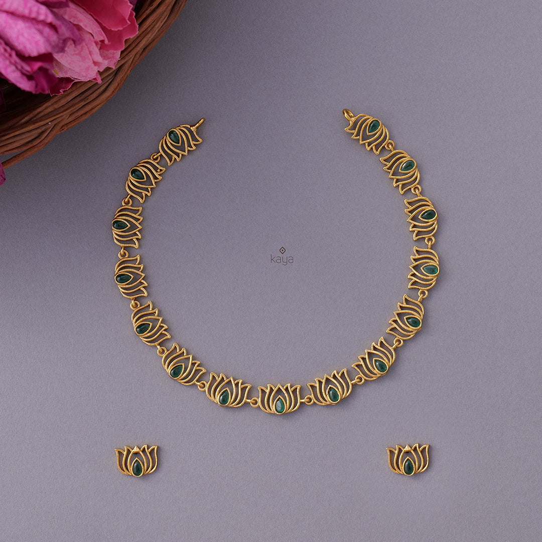 SN101036 - Lotus  Choker Necklace Earrings set