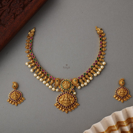 SC100935 Antique Necklace with matching Earrings
