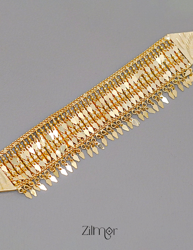 AG1011534 - Gold tone kerala style Elakka Thali choker Necklace 3-Zilmor