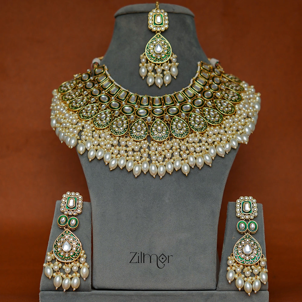 FS1011259 - Pearl Hanging Bridal Polki Kundan Necklace Earrings with Maangtikka