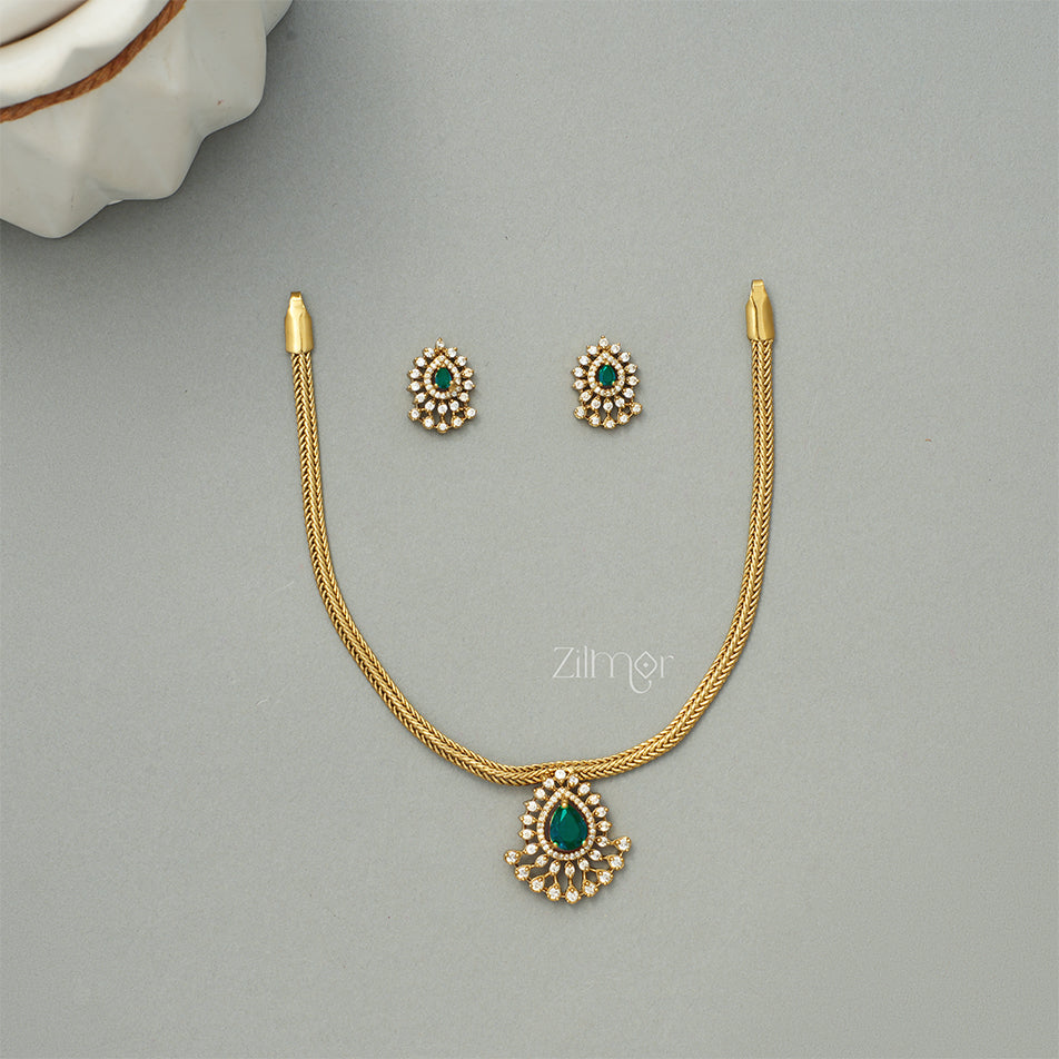 SN1011323 -  Premium Antique Traditional AD Pendant Short Necklace Earrings