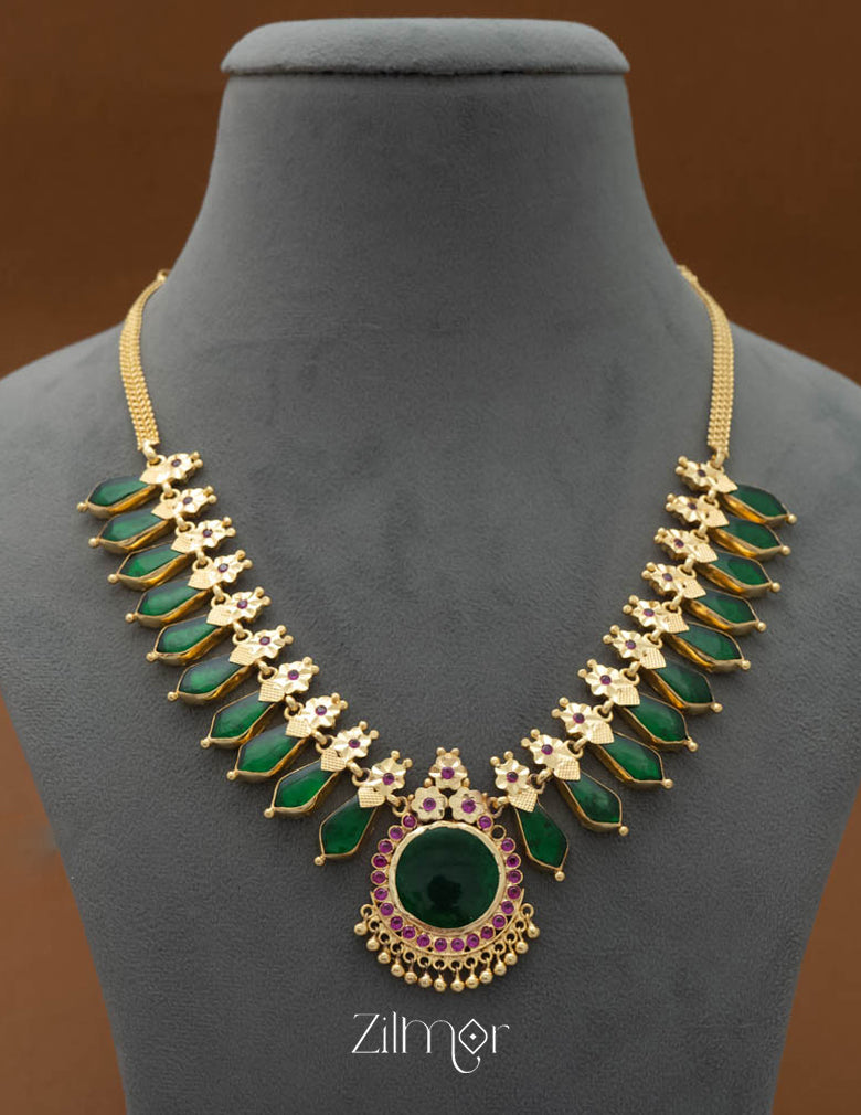 AG101496  - Gold tone Nagapadam Necklace