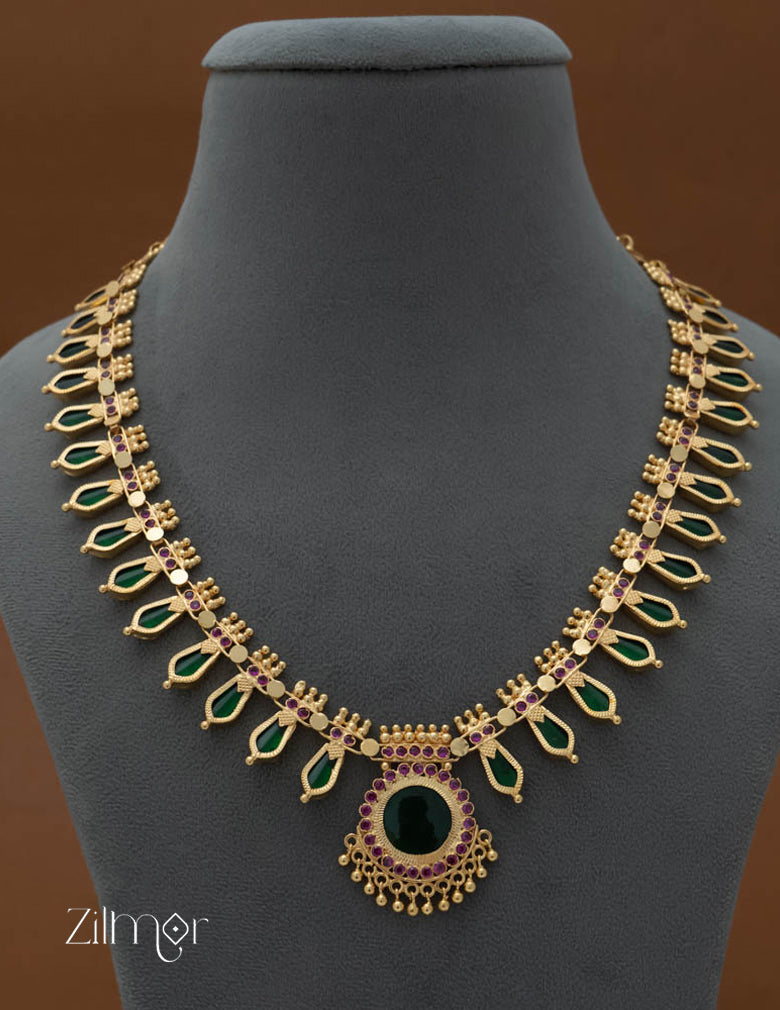 AG101811  - Premium Quality Gold tone Nagapadam Necklace 3-Zilmor