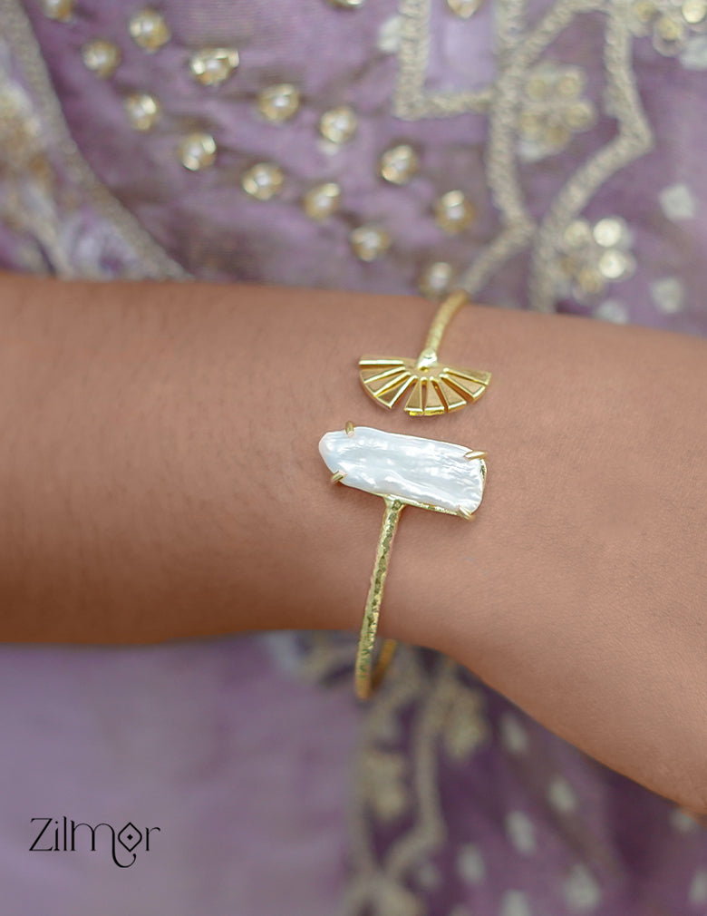 AS101966 - Baroque Pearl Adjustable Bangle