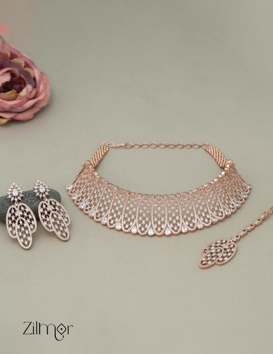 Aadifa - AD Necklace Set with Earrings, Maang Tikka
