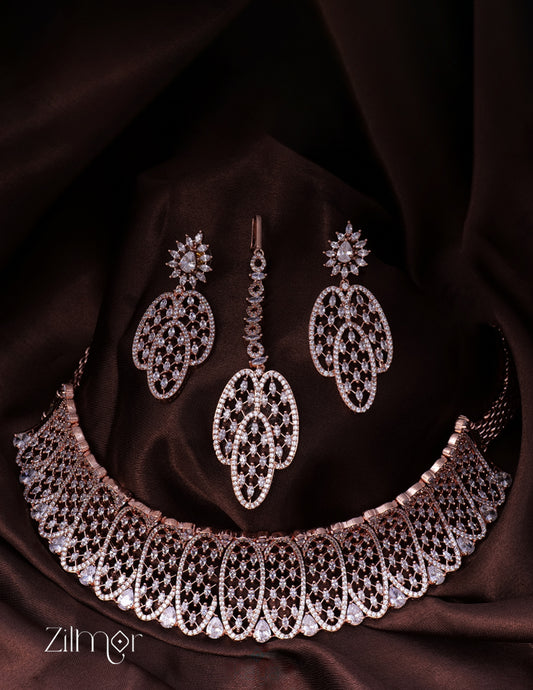 Aadifa - AD Necklace Set with Earrings, Maang Tikka