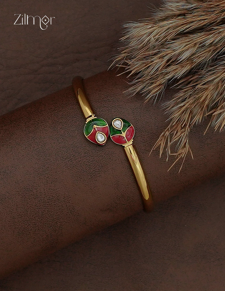 Antique Gold Adjustable Bangle Enamel with Kemp Stone - AF1012962