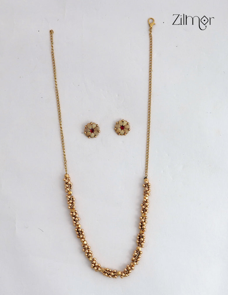 Antique Gold Choker Necklace Set with Matching Stud Earrings - KA1012727