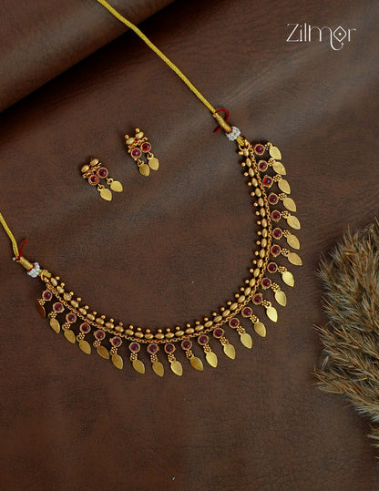 Antique Gold Kemp Stone Elakka Thaali Choker Necklace Set - NV1012588