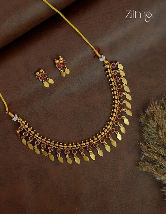 Antique Gold Kemp Stone Elakka Thaali Choker Necklace Set - NV1012588