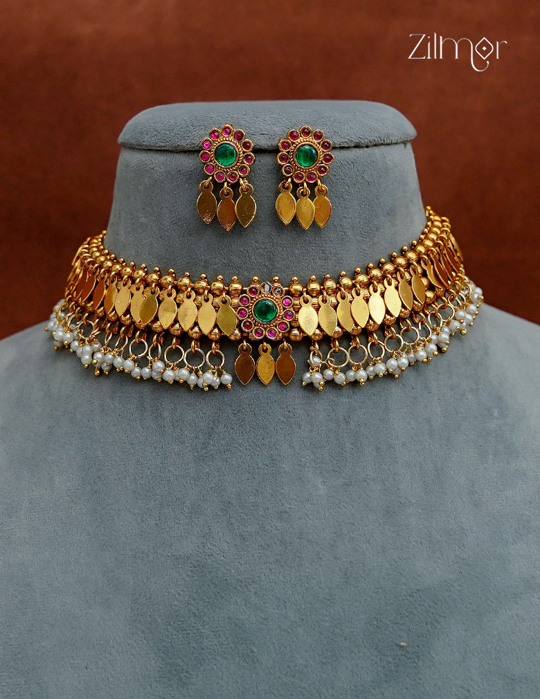 Antique Gold Kemp Stone Elakka Thaali Choker Necklace Set - NV1012758