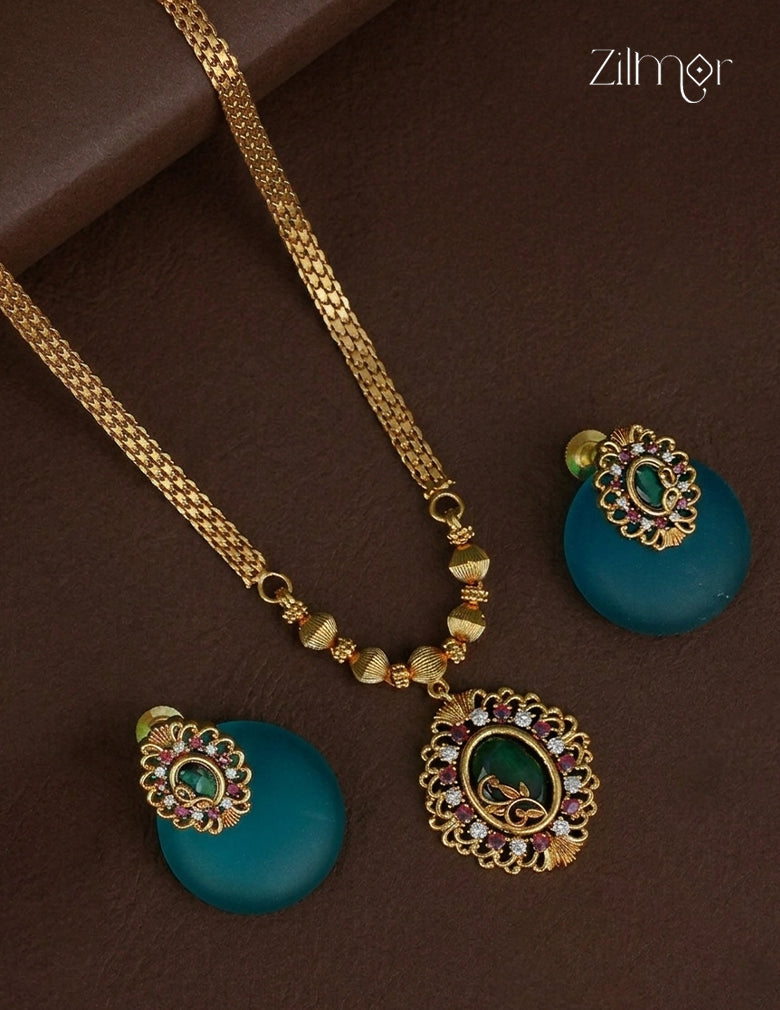 Antique Necklace & Earrings Set with Emerald Green Pendant- SN1012362