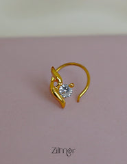 CL1011615-  Gold Plated Single AD Stone Nose Pin 2-Zilmor