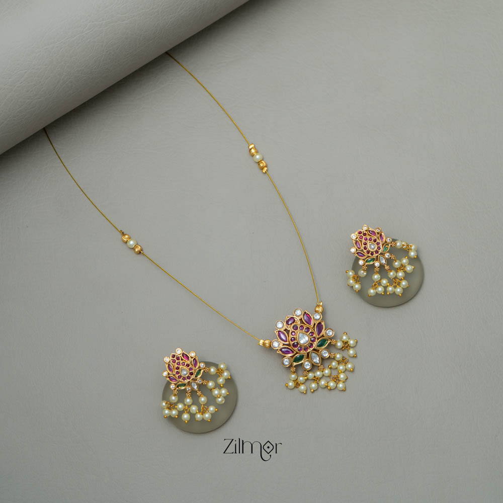 SN101898 -   Antique Kemp Lotus Neckpiece Earrings Set