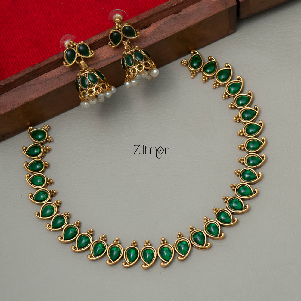 Mango Necklace with Jumkha Earrings (color option)