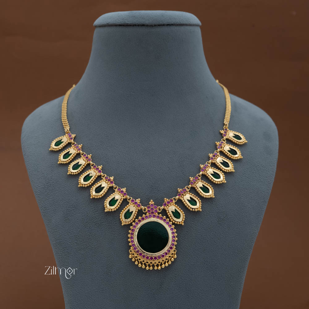 SG101929  - Premium Quality Gold tone Nagapadam Necklace