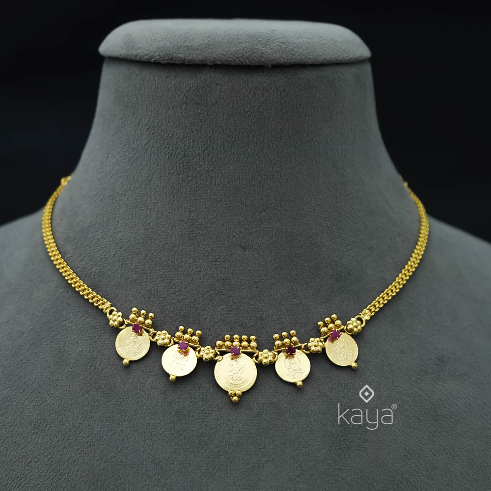 PP101005 - Gold tone small Kaashu Necklace