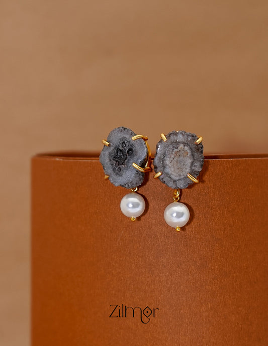 Druzy stone with Pearl Drop Earrings - AS100423