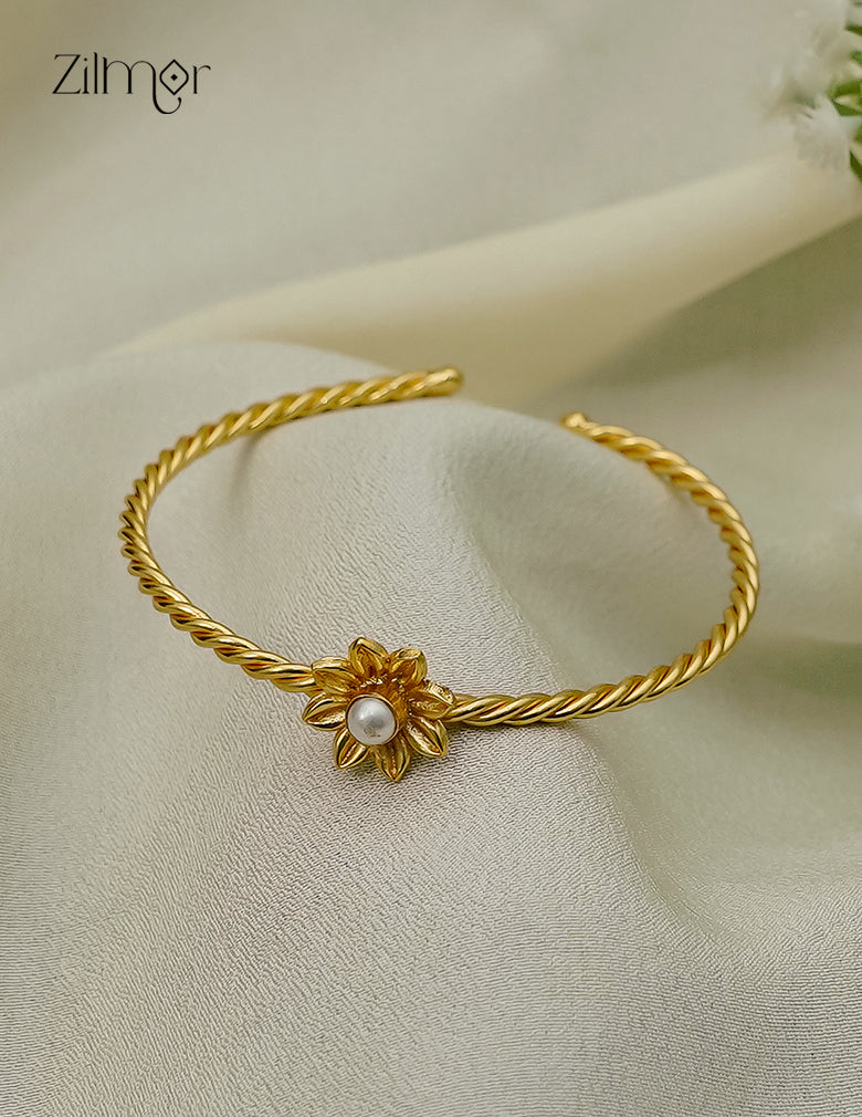 Gold Plated Adjustable Floral  Bangle with Pearl - AS1012934