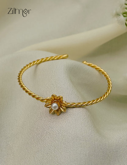 Gold Plated Adjustable Floral  Bangle with Pearl - AS1012934