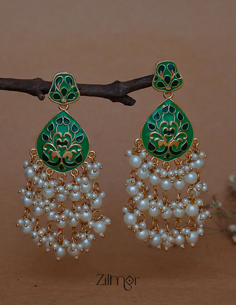 Ishika Pearl Clustering Earrings 4-Zilmor