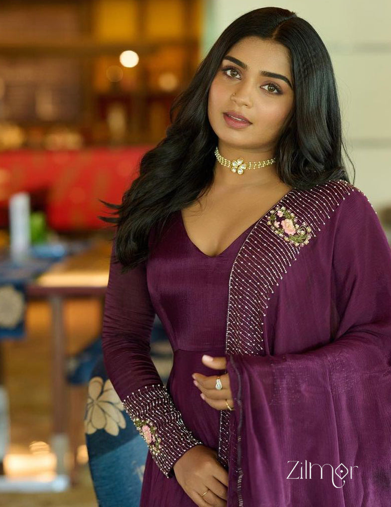 KS1011128 - Pearl Layer Kundan Pendant  Necklace Earrings Set 3-Zilmor