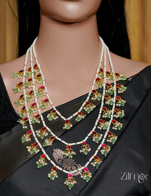 KS1011571 -  Pearl Triple Layered Necklace Earrings Set