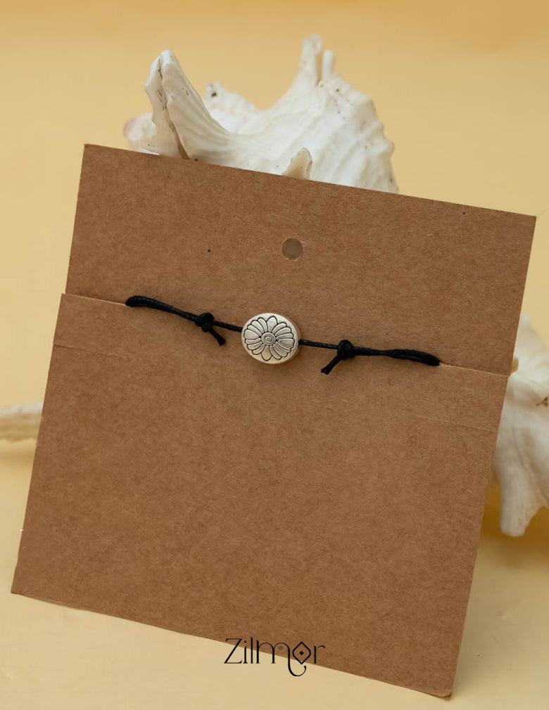 KY101153 - Floral Charm Anklet 1-Zilmor