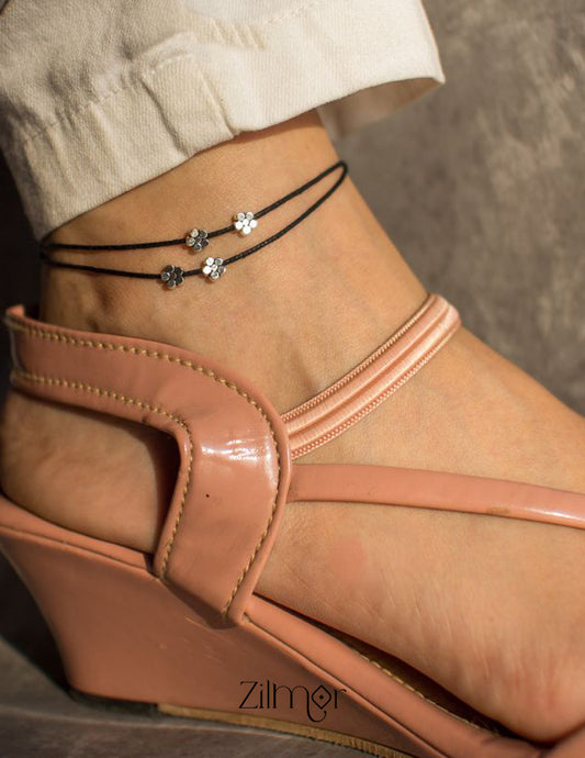 Mini flowers thread anklet (Women anklet)