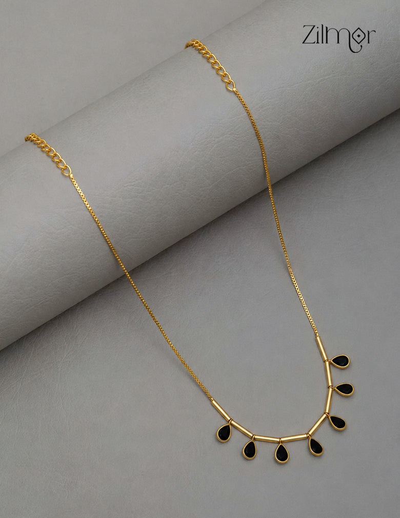 PE101657  - Gold tone Simple Necklace