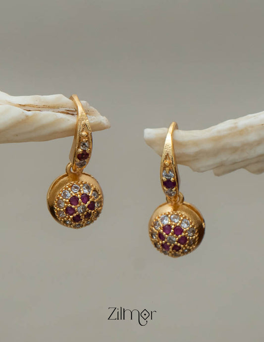 PE101834 -Gold tone Dangle Hoop Earrings
