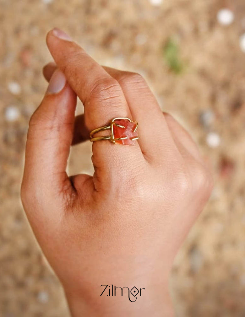 Raw Quartz Ring (color option) 2-Zilmor