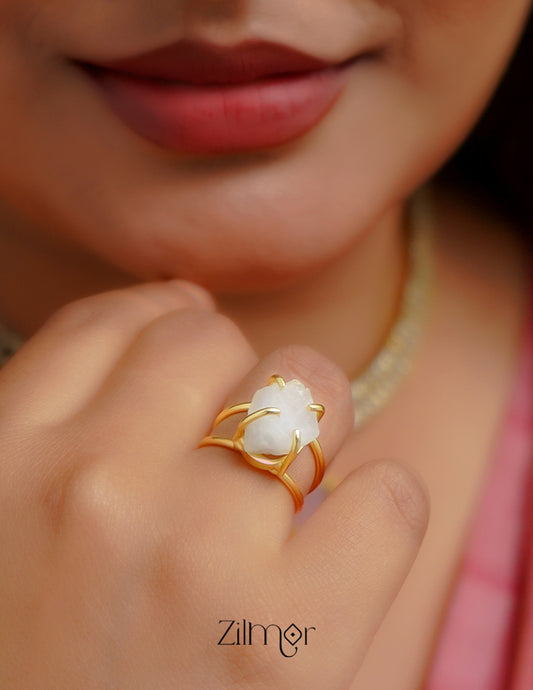 Raw Quartz Ring (color option)
