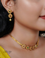 SC100881 AD Flower Design Necklace with matching Earrings 1-Zilmor