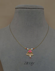 SC1011275 - Kemp Pendant Pearl Hanging Invisible Necklace 3-Zilmor