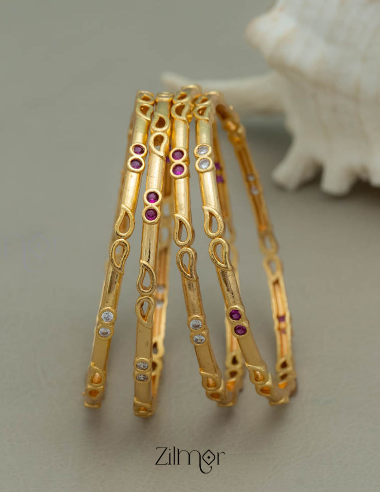 TM10043 - Golden Tone Stone Bangle 1-Zilmor