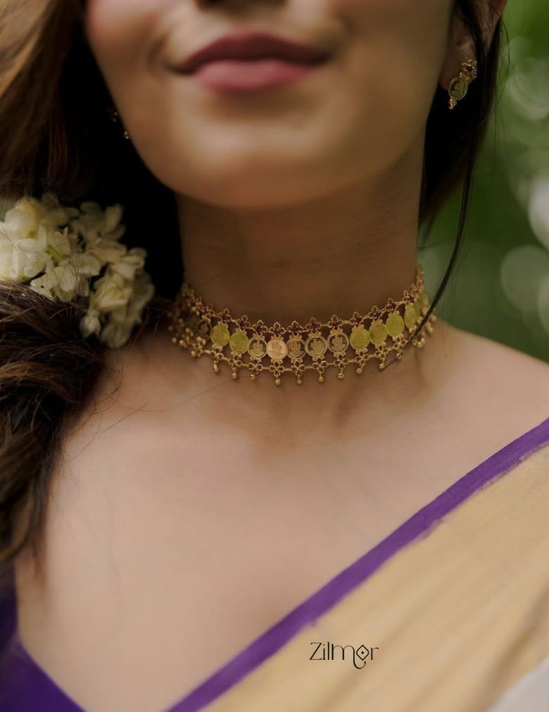 KY1011133-Goldtone Lakshmi coin bridal Choker Necklace 1-Zilmor