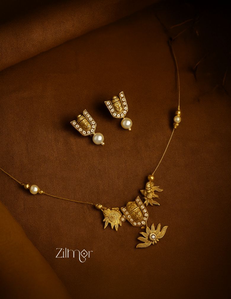 SN1011792 - Perumal pendant with Invisible Necklace Earrings Set