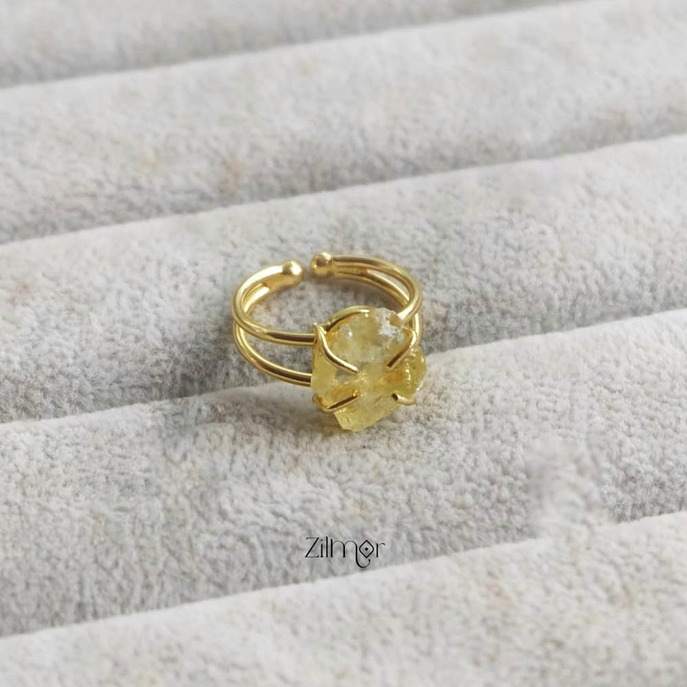 Raw Quartz Ring (color option)