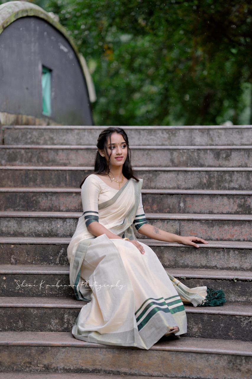 Goldtone Kaashu Lakshmi Coin Short Necklace AG100175 3-Zilmor