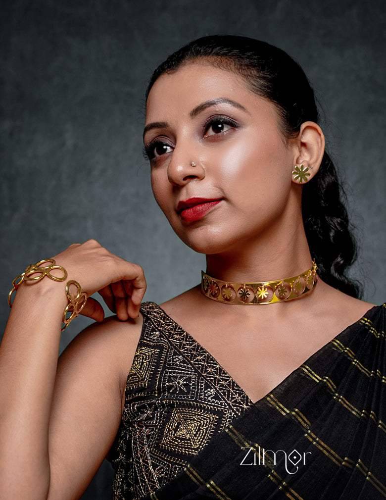 ZA1011161 - Hanging  Flower Collar Choker Necklace with Earrings 4-Zilmor