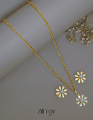 ZA1011176 - Pearl Flower Pendant Earrings Set 2-Zilmor