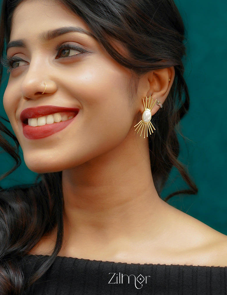ZA1011442- Designer Pearl Earrings 1-Zilmor