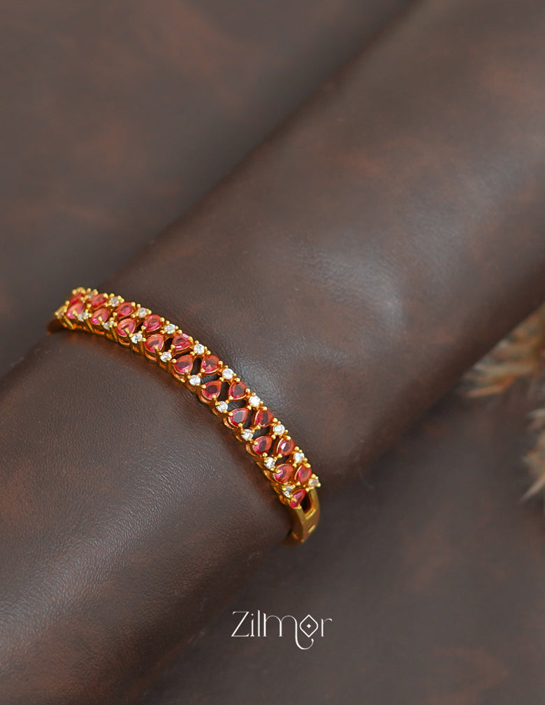 ZK1011386 - Gold Plated AD Stone Openable Bangle 5-Zilmor