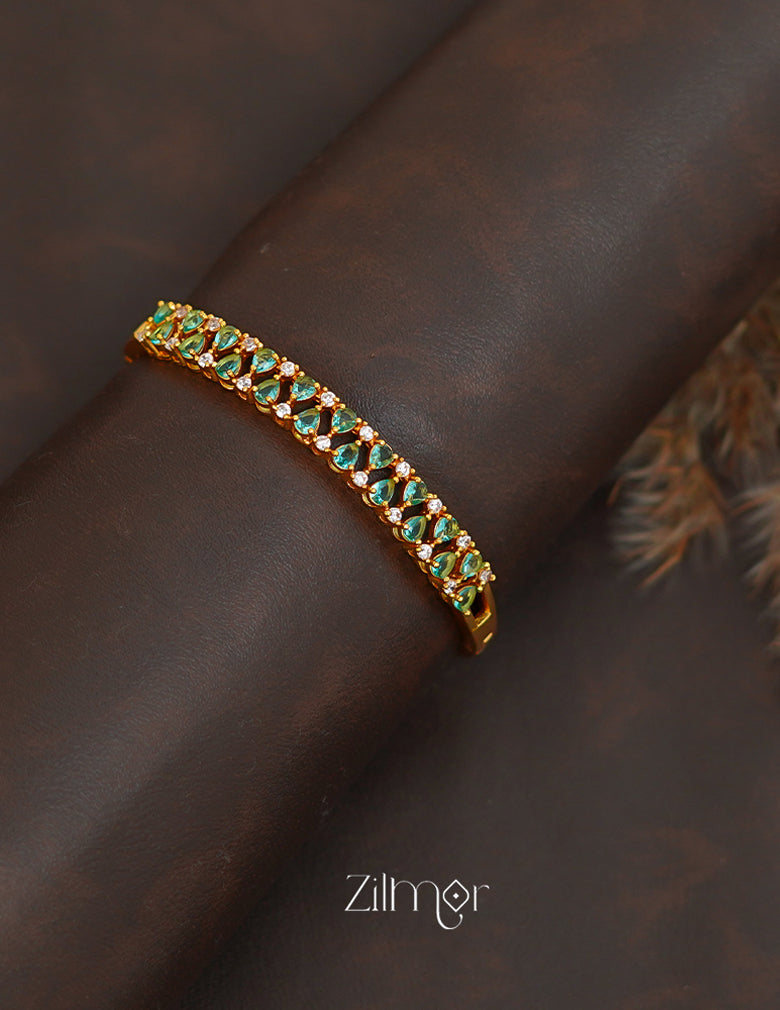 ZK1011386 - Gold Plated AD Stone Openable Bangle 6-Zilmor
