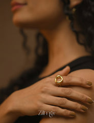ZC1012060 - 18K Gold Plated Circle Adjustable Statement Ring