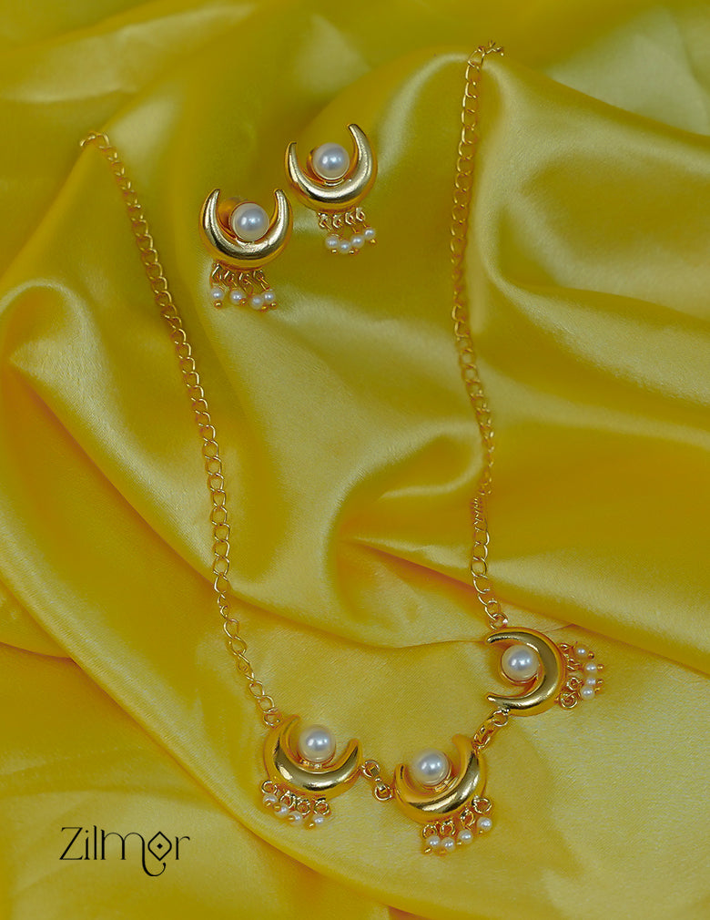 Chic Pearl and Half Moon Pendant Necklace Earrings Set ZA1012015