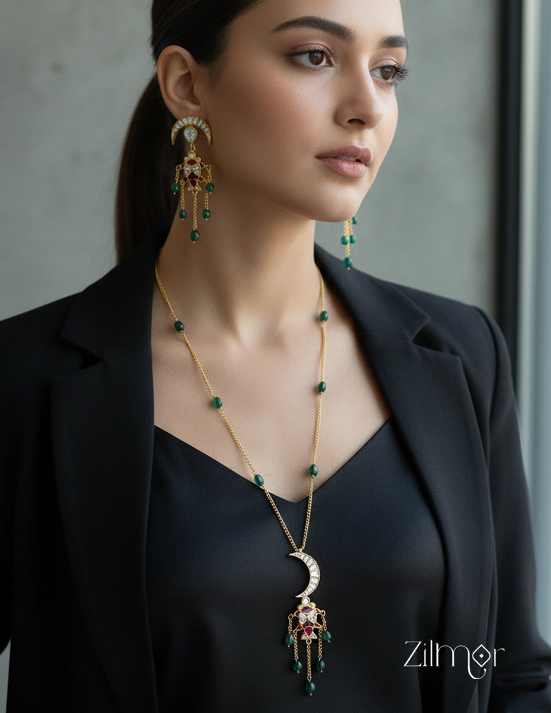 Stylish Polki Kundan Pendant Necklace with Matching Earrings